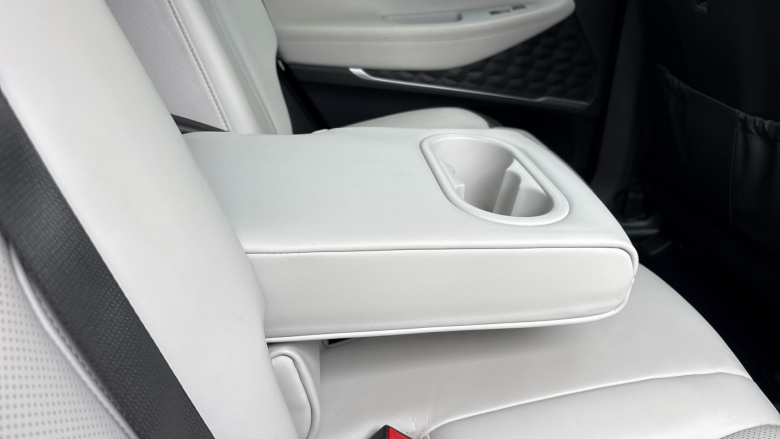 Hyundai SANTA FE 1.6 TGDi Plug-in Hybrid Ultimate 5dr 4WD Auto Estate